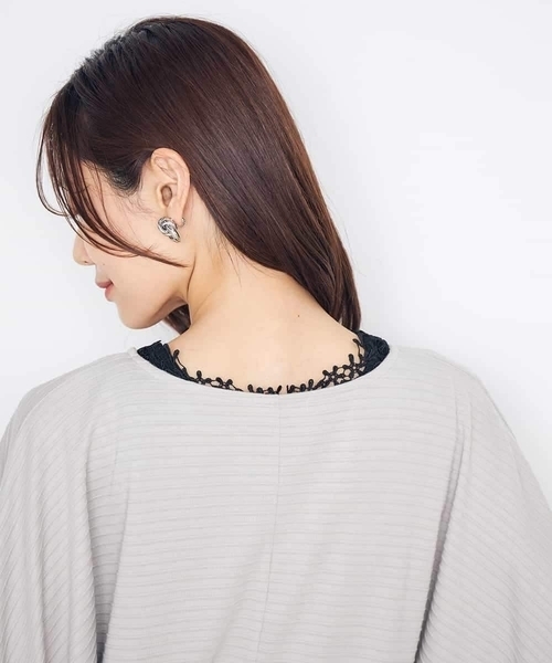 a.v.v(アーヴェヴェ)の「モチーフレースタンクトップ(Tシャツ/カットソー・レディース・ホワイト/ブラック/ベージュ・40/38/42/36/34)」の5枚目の写真