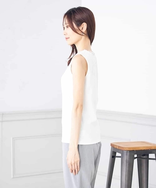 a.v.v(アーヴェヴェ)の「モチーフレースタンクトップ(Tシャツ/カットソー・レディース・ホワイト/ブラック/ベージュ・40/38/42/36/34)」の8枚目の写真