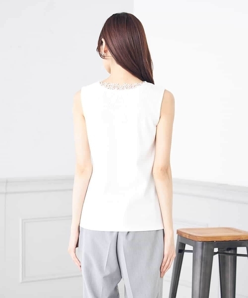 a.v.v(アーヴェヴェ)の「モチーフレースタンクトップ(Tシャツ/カットソー・レディース・ホワイト/ブラック/ベージュ・40/38/42/36/34)」の9枚目の写真