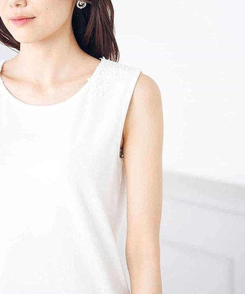 a.v.v(アーヴェヴェ)の「モチーフレースタンクトップ(Tシャツ/カットソー・レディース・ホワイト/ブラック/ベージュ・40/38/42/36/34)」の11枚目の写真