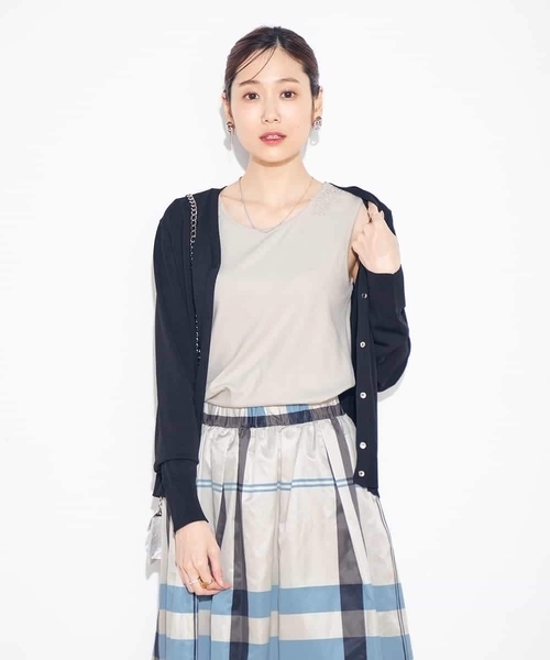 a.v.v(アーヴェヴェ)の「モチーフレースタンクトップ(Tシャツ/カットソー・レディース・ホワイト/ブラック/ベージュ・40/38/42/36/34)」の17枚目の写真