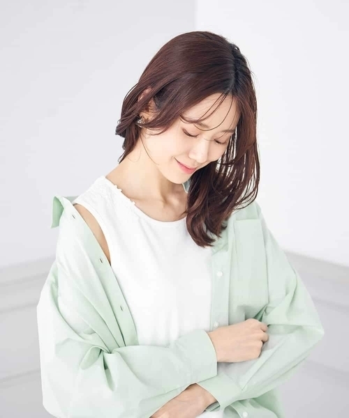 a.v.v(アーヴェヴェ)の「モチーフレースタンクトップ(Tシャツ/カットソー・レディース・ホワイト/ブラック/ベージュ・40/38/42/36/34)」の19枚目の写真