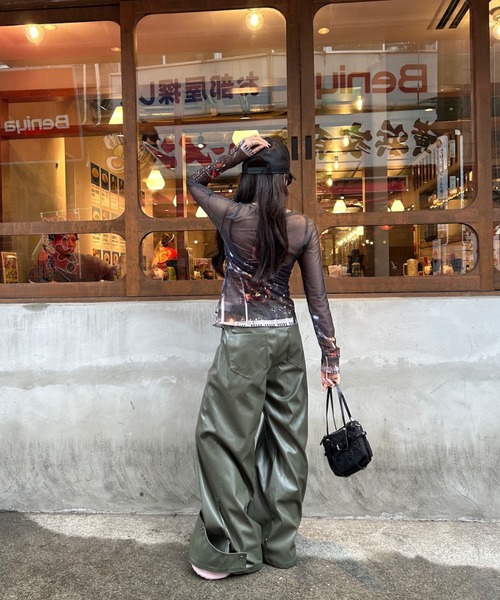 flap leather pants（その他パンツ）｜HTH（エイチティーエイチ）の