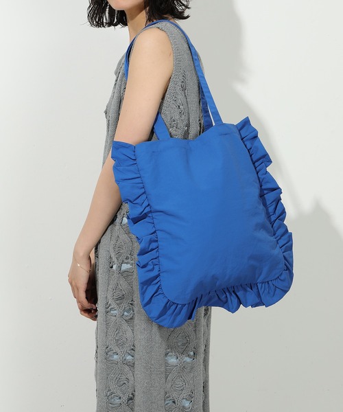emesuelee(エメスーリー)の「ナイロンフリルトートバッグ(トートバッグ・レディース・グリーン/イエロー/ブルー/レッド/ブラック・フリー)」の16枚目の写真
