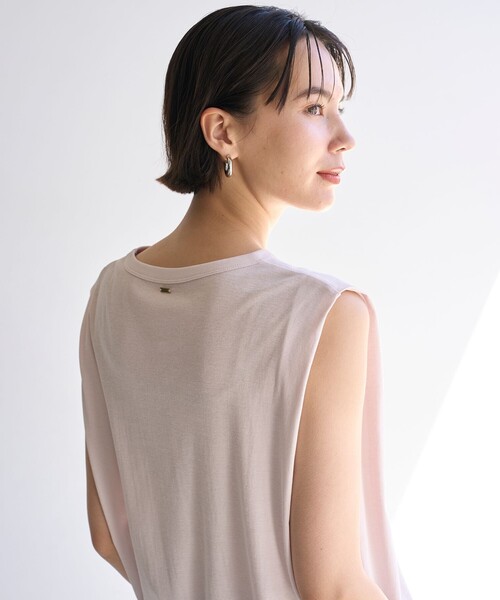 UNFILO(アンフィーロ)の「ドライタッチフライス ノースリーブT(Tシャツ/カットソー・レディース・ホワイト系/ピンク系/ブラック系/グレー系・LARGE/SMALL/MEDIUM)」の14枚目の写真