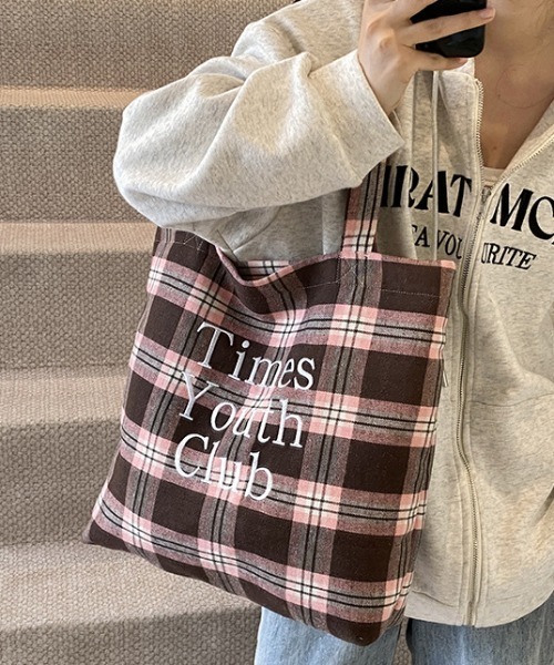 mebole(メボレ)の「Logo Check Tote Bag(トートバッグ・レディース・ピンク/イエロー・FREE)」の3枚目の写真
