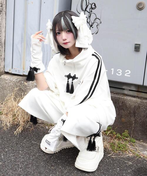 Whinny（ホワイニー）の「Whinny/サマーカリスマニートパンダの手（アームカバー・レディース・サックスブルー/ブラック/ホワイト・FREE）」の12枚目の写真