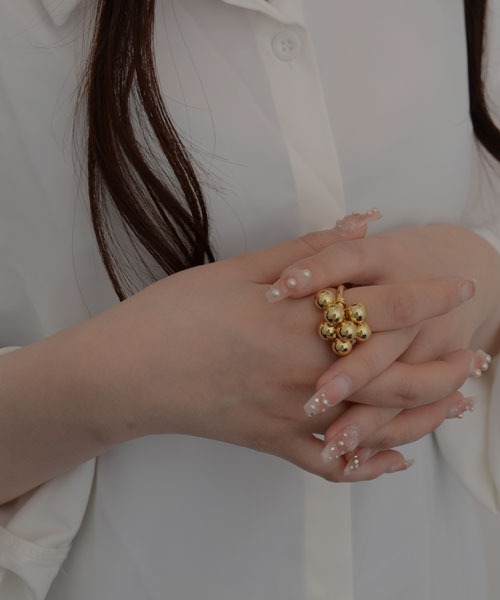 VIBGYOR Women（ヴィブジョー　ウィメン）の「【resonance】メタルボール バブルデザイン フリーリング【サイズ調節可能】（リング・レディース・ゴールド/シルバー・FREE）」の8枚目の写真