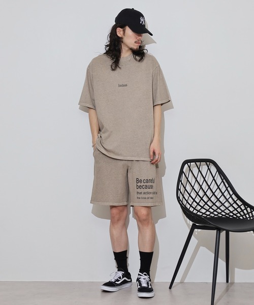 MMMM（エムエムエムエム）の「MMMM 古着風　ヴィンテージ　ピグメント加工　セットアップ　Tシャツ　ショートパンツ（セットアップ・メンズ・グレイッシュベージュ/ブラック・XL/L/M）」の12枚目の写真