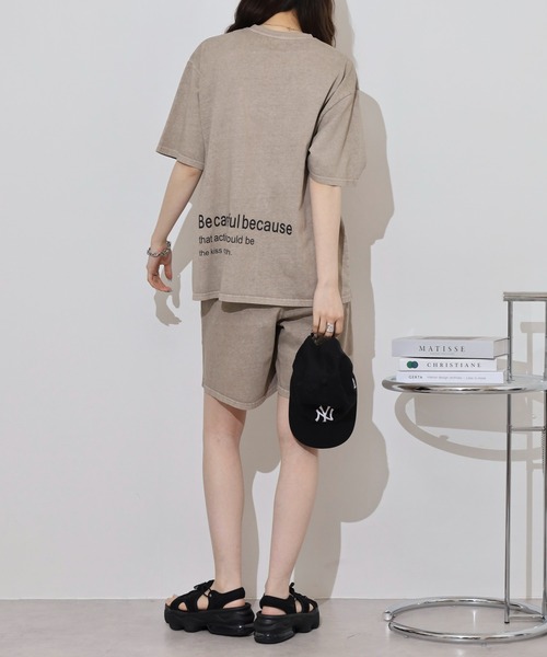 MMMM（エムエムエムエム）の「MMMM 古着風　ヴィンテージ　ピグメント加工　セットアップ　Tシャツ　ショートパンツ（セットアップ・メンズ・グレイッシュベージュ/ブラック・XL/L/M）」の8枚目の写真