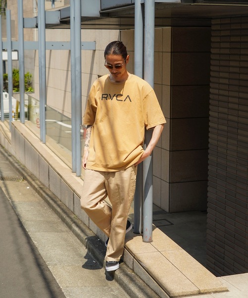 RVCA（ルーカ）の「RVCA メンズ DAY DREAM RVCA SS Tシャツ 【2025年春夏モデル】/ルーカ半袖ロゴTシャツ（Tシャツ/カットソー・メンズ・グリーン系その他/ブラック/マスタード/グレー系その他/ホワイト・X-LARGE/LARGE/MEDIUM/SMALL）」の16枚目の写真