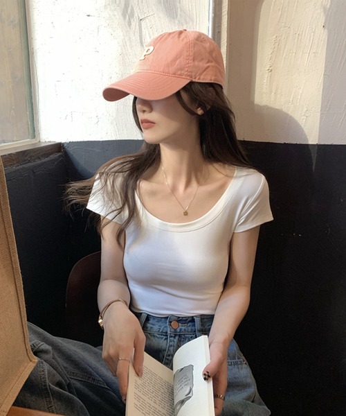 Songe(ソンジュ)の「Uネック半袖Tシャツ(Tシャツ/カットソー・レディース・ホワイト/グリーン/グレー/ブラック・L/M)」の6枚目の写真