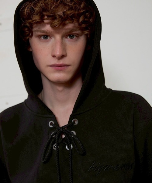 ESC STUDIO(イーエスシースタジオ)の「【ESC STUDIO】eyelet waffle hoodie / 【イーエスシースタジオ】アイレットワッフル長袖パーカー(Tシャツ/カットソー・メンズ・ブラック/カーキ/ブラウン・ONE SIZE)」の9枚目の写真