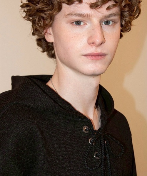 ESC STUDIO(イーエスシースタジオ)の「【ESC STUDIO】eyelet waffle hoodie / 【イーエスシースタジオ】アイレットワッフル長袖パーカー(Tシャツ/カットソー・メンズ・ブラック/カーキ/ブラウン・ONE SIZE)」の10枚目の写真