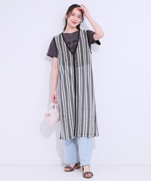 Cutie Blonde（キューティーブロンド）の「【S-LL】羽織るだけでサマ見え バイカラーレースジレ（ベスト・レディース・チャコール/ベージュ系2/ブラック系2・04/03/02/01）」の14枚目の写真