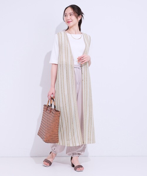 Cutie Blonde（キューティーブロンド）の「【S-LL】羽織るだけでサマ見え バイカラーレースジレ（ベスト・レディース・チャコール/ベージュ系2/ブラック系2・04/03/02/01）」の18枚目の写真