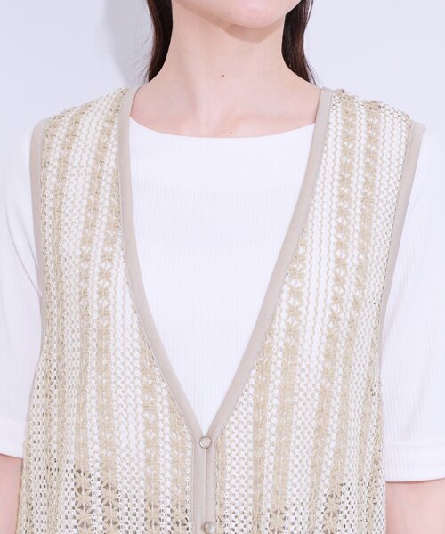 Cutie Blonde（キューティーブロンド）の「【S-LL】羽織るだけでサマ見え バイカラーレースジレ（ベスト・レディース・チャコール/ベージュ系2/ブラック系2・04/03/02/01）」の9枚目の写真