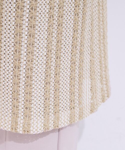 Cutie Blonde（キューティーブロンド）の「【S-LL】羽織るだけでサマ見え バイカラーレースジレ（ベスト・レディース・チャコール/ベージュ系2/ブラック系2・04/03/02/01）」の11枚目の写真