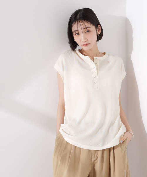 NANO universe(ナノユニバース)の「ワッフルヘンリーノースリーブトップス(Tシャツ/カットソー・レディース・オートミール/ブラック/ブルー・FREE)」の19枚目の写真