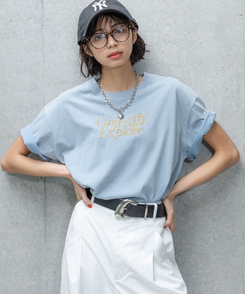 PAGEBOY（ページボーイ）の「エンブロイダリーロゴＴシャツ（Tシャツ/カットソー・レディース・オフホワイト/チャコールグレー/ブルー系その他・LARGE/MEDIUM）」の3枚目の写真