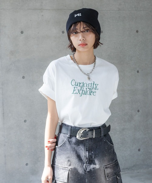 PAGEBOY（ページボーイ）の「エンブロイダリーロゴＴシャツ（Tシャツ/カットソー・レディース・オフホワイト/チャコールグレー/ブルー系その他・LARGE/MEDIUM）」の8枚目の写真