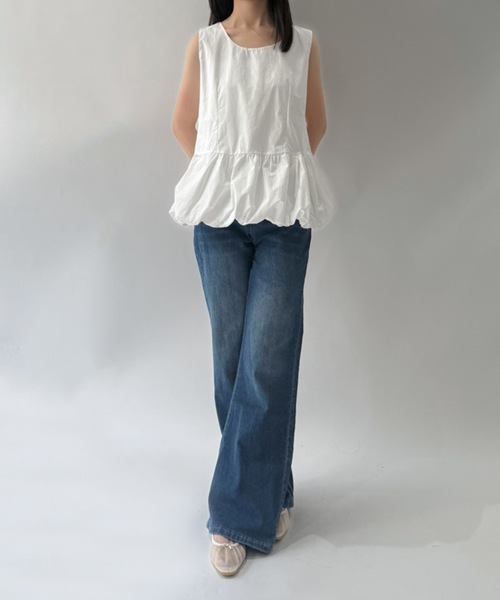 on:nue（オンニュ）の「【on:nue】[2色展開/3サイズ展開]  美脚デニムキックフレアパンツ（デニムパンツ・レディース・ブラック/ブルー・SMALL/MEDIUM/LARGE）」の11枚目の写真