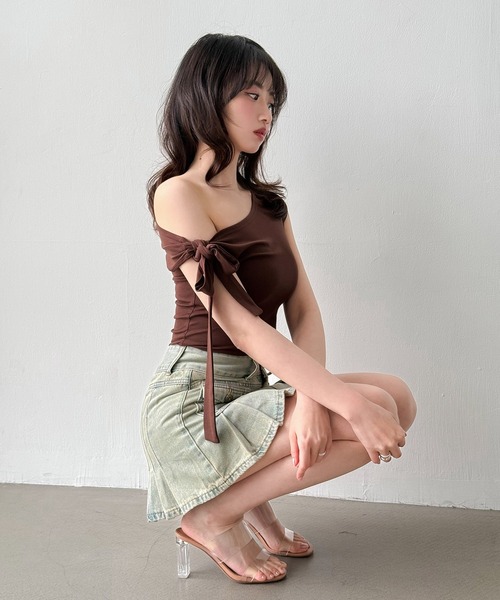 SAISON DE PAPILLON(セゾンドパピヨン)の「脚長効果プリーツハイライズミニスカート(スカート・レディース・ブルー・S/M/L)」の11枚目の写真