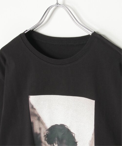 VENCEEXCHANGE(ヴァンスエクスチェンジ)の「ユニセックスフォトTシャツ(Tシャツ/カットソー・レディース・オフホワイト/ブラック/チャコール・FREE)」の14枚目の写真