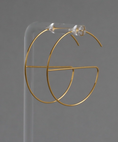 abaskdesign（アバスクデザイン）の「金属アレルギー対応 オープンサークルラインピアス（ピアス（両耳用）・レディース・ゴールド・FREE）」の13枚目の写真