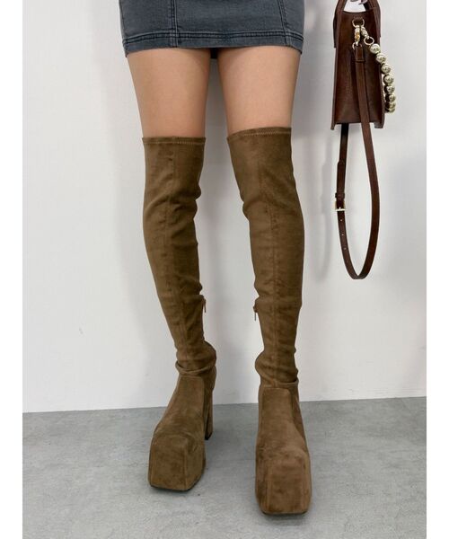 EVRIS（エヴリス）の「プラットフォームニーハイブーツ（ブーツ・レディース・ブラウン/ブラック・SMALL/MEDIUM/LARGE）」の18枚目の写真