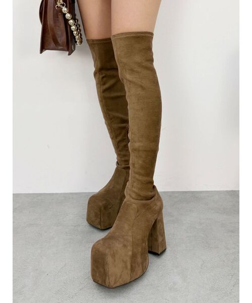 EVRIS（エヴリス）の「プラットフォームニーハイブーツ（ブーツ・レディース・ブラウン/ブラック・SMALL/MEDIUM/LARGE）」の6枚目の写真