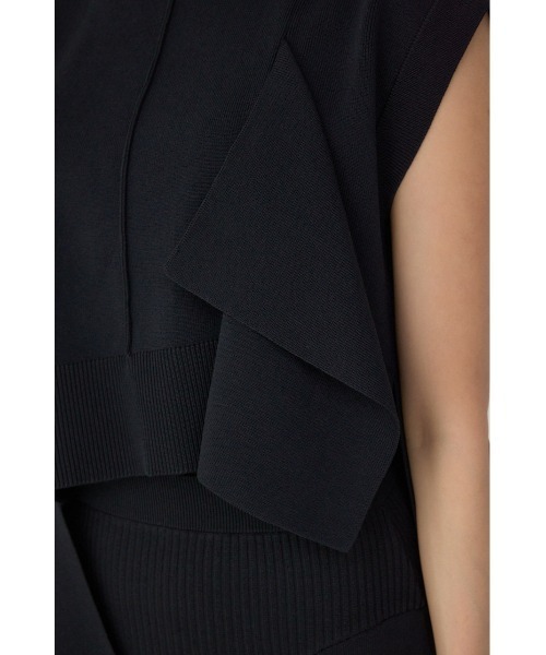 PLUS(プラス)の「【PLUS】アシンメトリードレープニットベスト(ベスト・レディース・ブラック/グレー系その他/ブラック系その他・FREE)」の13枚目の写真