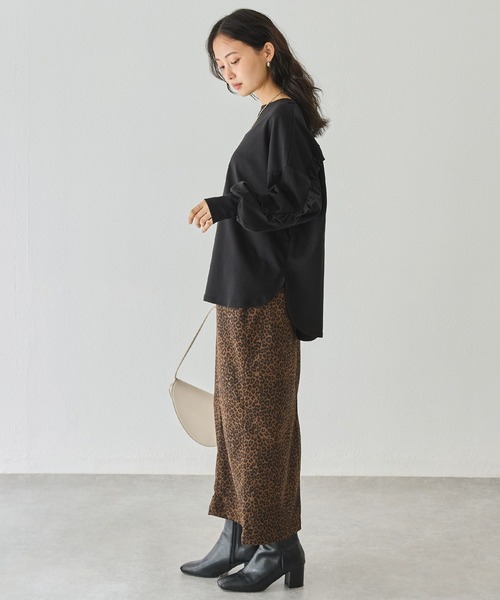 LAVEANGE(ラビアンジェ)の「フリル切替ポンチプルオーバー(Tシャツ/カットソー・レディース・ブラック/グレイッシュベージュ/オフホワイト・M/LL/3L/4L/5L)」の20枚目の写真