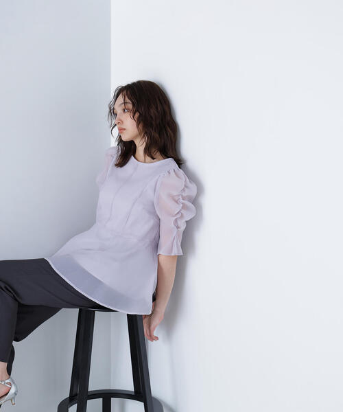 NATURAL BEAUTY BASIC（ナチュラルビューティーベーシック）の「◇シアーペプラムブラウス（シャツ/ブラウス・レディース・チャコールグレー/オフホワイト/ラベンダー/ライトグリーン・SMALL/MEDIUM）」の12枚目の写真