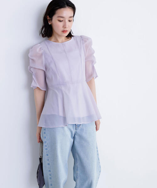 NATURAL BEAUTY BASIC（ナチュラルビューティーベーシック）の「◇シアーペプラムブラウス（シャツ/ブラウス・レディース・チャコールグレー/オフホワイト/ラベンダー/ライトグリーン・SMALL/MEDIUM）」の16枚目の写真