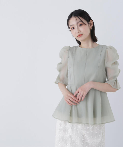 NATURAL BEAUTY BASIC（ナチュラルビューティーベーシック）の「◇シアーペプラムブラウス（シャツ/ブラウス・レディース・チャコールグレー/オフホワイト/ラベンダー/ライトグリーン・SMALL/MEDIUM）」の22枚目の写真