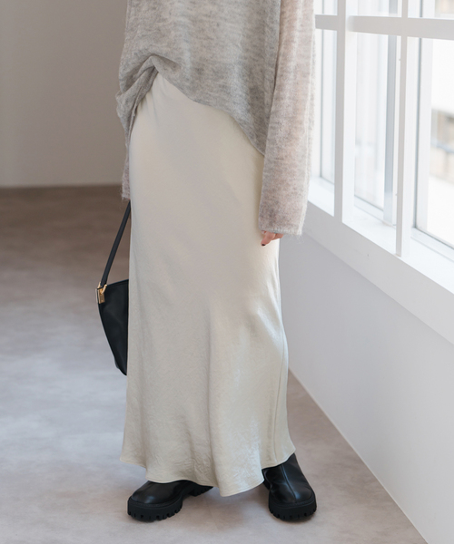 Spick & Span（スピックアンドスパン）の「《追加》サテンフレアスカート（スカート・レディース・アイボリー/ブラウン・34/36/38）」の17枚目の写真