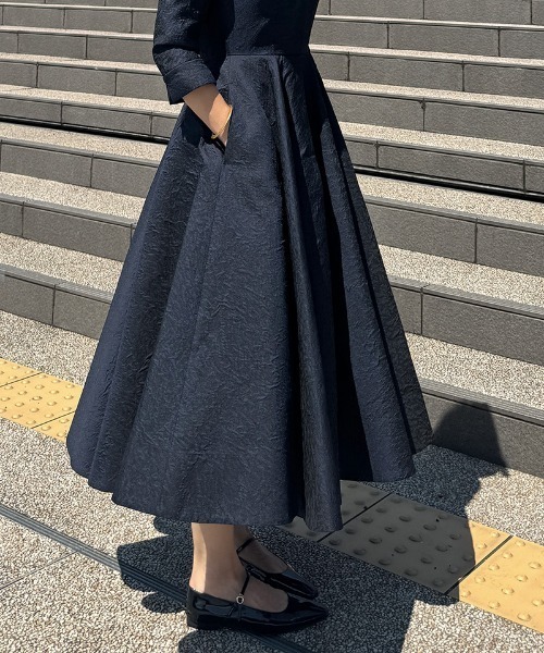 JENNE(ジェンヌ)の「ジャガードフィット&フレアワンピース(ワンピース・レディース・ブラック/ホワイト/ネイビー・SMALL/MEDIUM/LARGE/X-LARGE)」の22枚目の写真