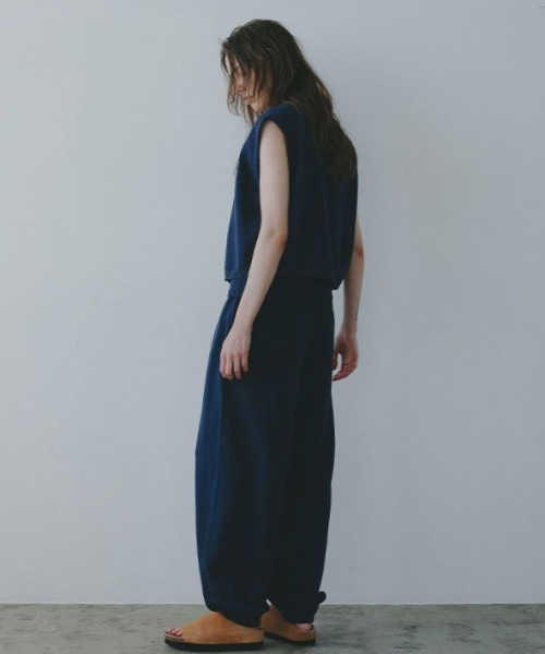 【ETRE TOKYO】リリヤーンスリーブレスニットトップス　navy リリヤーンスリーブレスニットトップス（ニット/セーター