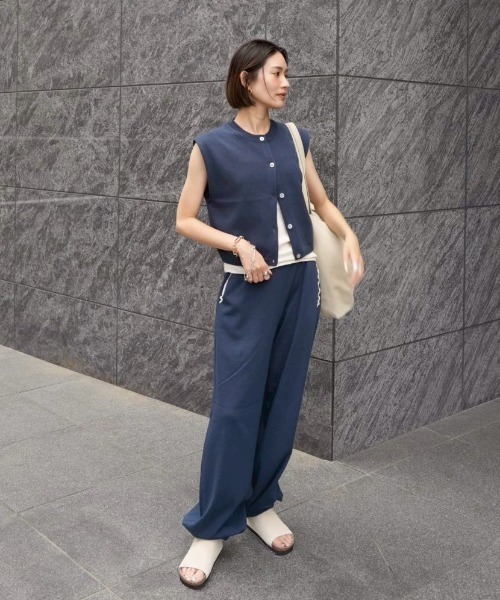 【ETRE TOKYO】リリヤーンスリーブレスニットトップス　navy リリヤーンスリーブレスニットトップス（ニット/セーター