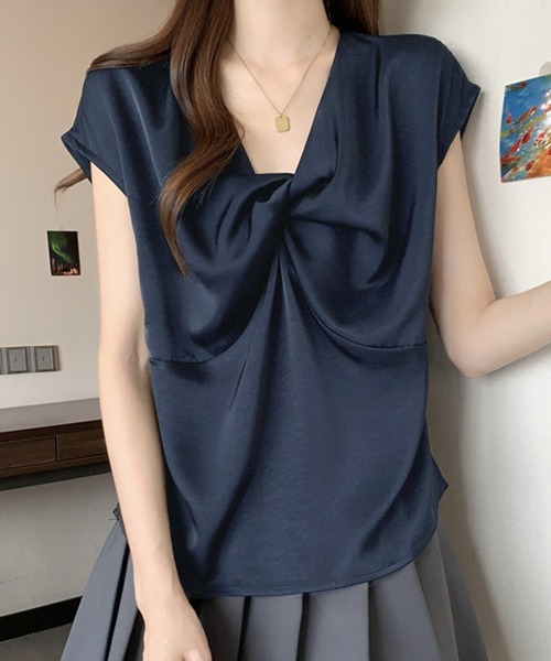 Lace Ladies(レースレディース)の「Vネック フロント ツイスト フレンチスリーブ Tシャツ(Tシャツ/カットソー・レディース・グレー/ホワイト/ネイビー/ブラック/ラベンダー・FREE)」の12枚目の写真