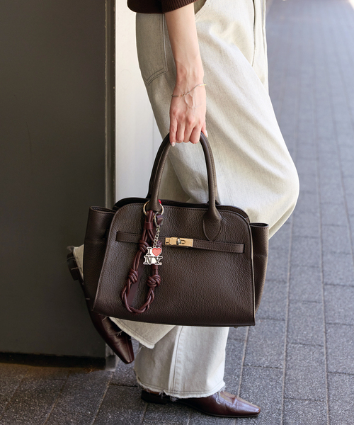 AULENTTI（オウレンティ）の「【AULENTTI/オウレンティ】バックルツキMINI BOSTON（ボストンバッグ・レディース・ブラック/ブラウン・FREE）」の8枚目の写真