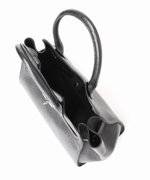 AULENTTI（オウレンティ）の「【AULENTTI/オウレンティ】バックルツキMINI BOSTON（ボストンバッグ・レディース・ブラック/ブラウン・FREE）」の17枚目の写真