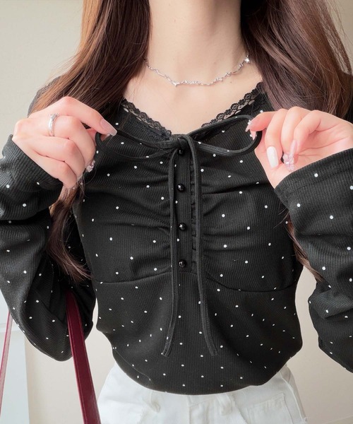 mily bilet（ミウィビレット）の「【mily bilet】繊細なディテールで魅せる、大人の甘めスタイル。テレコレースパールトップス（長袖）（Tシャツ/カットソー・レディース・ブルー/ブラック/ブラウン系1/アイボリー系1・LARGE/MEDIUM/SMALL/X-LARGE）」の18枚目の写真
