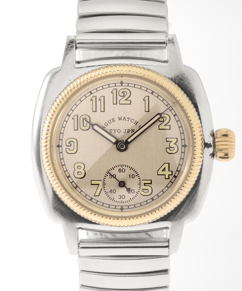 HIROB（ヒロブ）の「【VAGUE WATCH CO.  / ヴァーグウォッチ】Coussin Early Extension 32mm（アナログ腕時計・レディース・シルバー・FREE）」の4枚目の写真