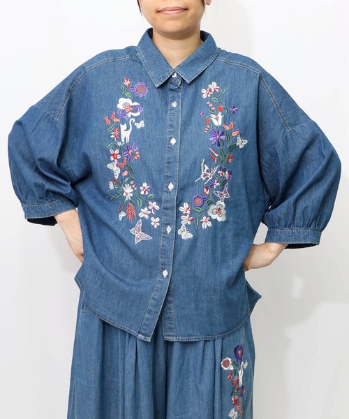 ScoLar（スカラー）の「151704-1：刺繍デニムシャツ（Tシャツ/カットソー・レディース・ブラック/ブルー・M/L）」の10枚目の写真