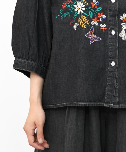 ScoLar（スカラー）の「151704-1：刺繍デニムシャツ（Tシャツ/カットソー・レディース・ブラック/ブルー・M/L）」の16枚目の写真