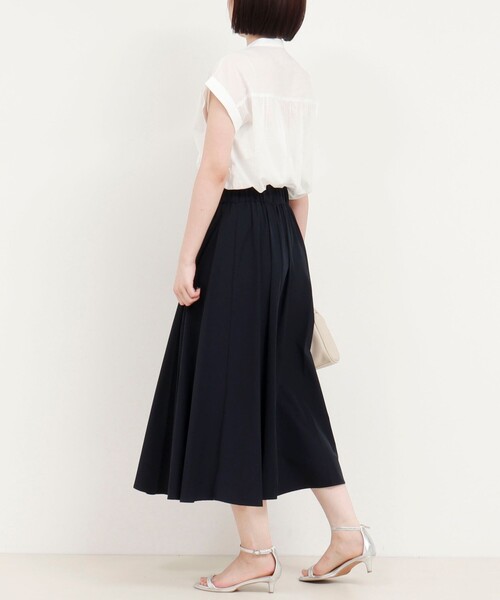 MICO COULIER（ミコクリエ）の「ナイロンストレッチスカート（スカート・レディース・チャコールグレー/ネイビー・38/36）」の7枚目の写真