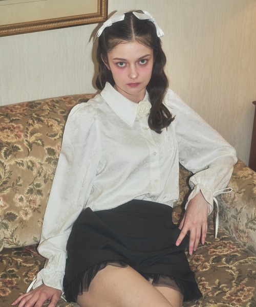 Lovilyn(ラヴィリン)の「ジャガードブラウス(シャツ/ブラウス・レディース・ホワイト/ピンク・FREE)」の2枚目の写真