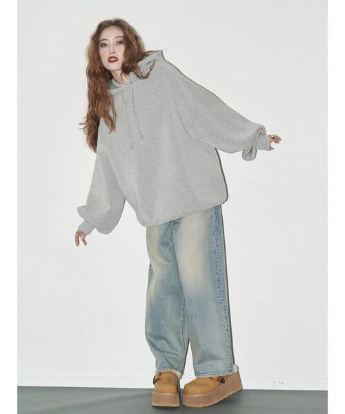 EVRIS(エヴリス)の「フェイクファープラットフォームスリッポン(スリッポン・レディース・ベージュ/ブラック・SMALL/MEDIUM/LARGE)」の3枚目の写真